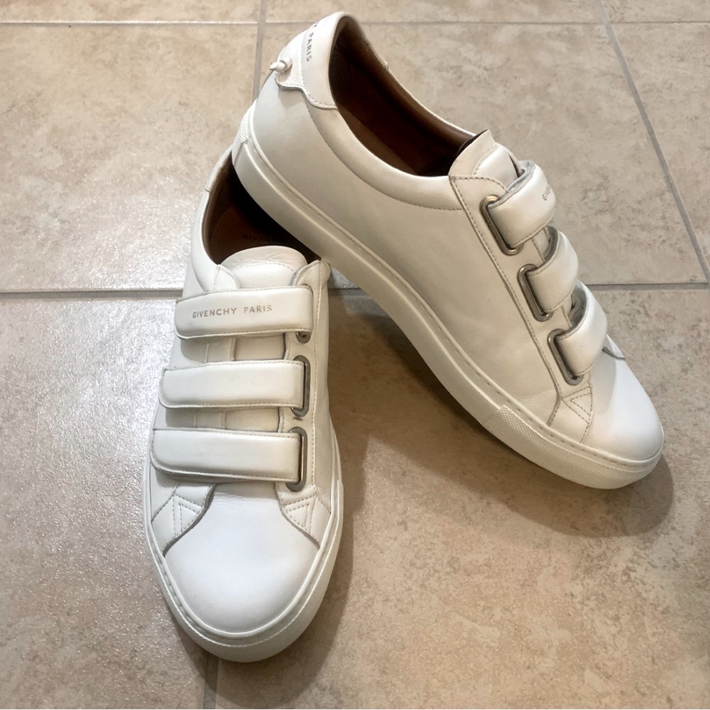 Givenchy Sneakers